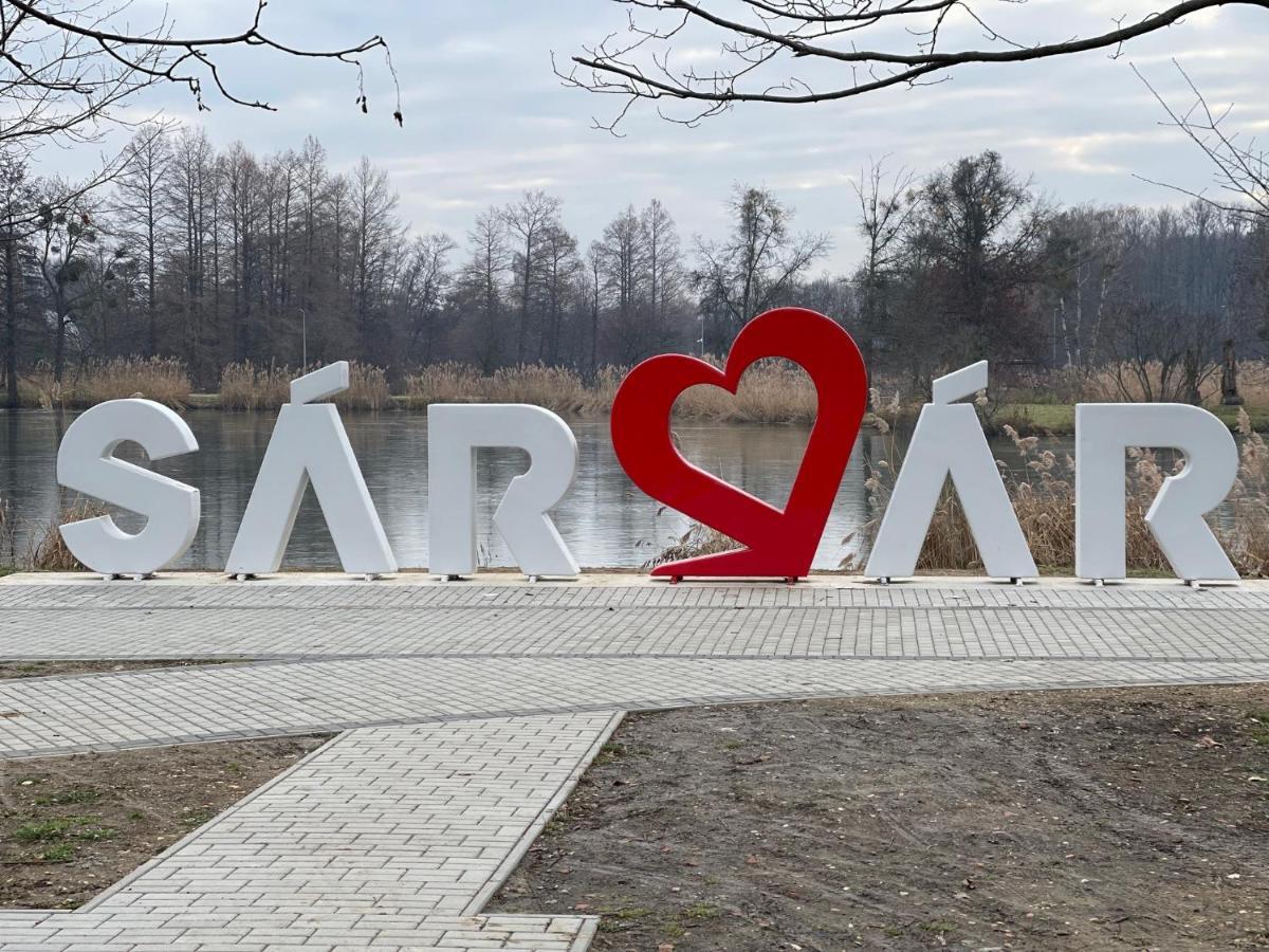 Cherry Apartmanhaz Sárvár Exterior foto