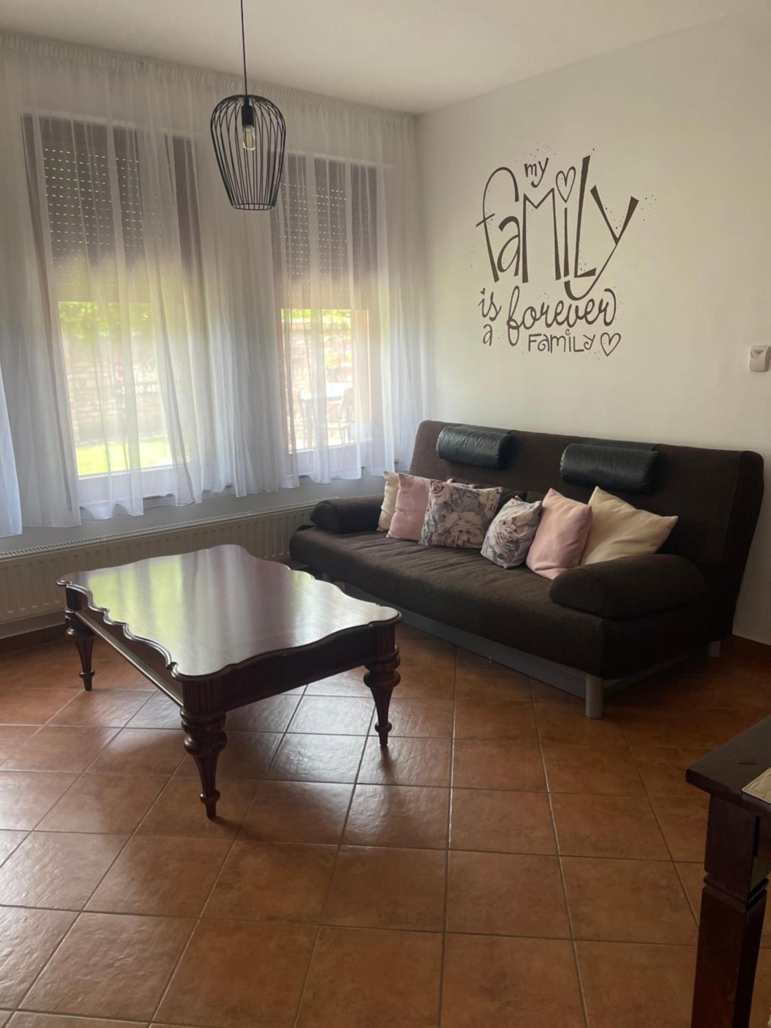 Cherry Apartmanhaz Sárvár Exterior foto