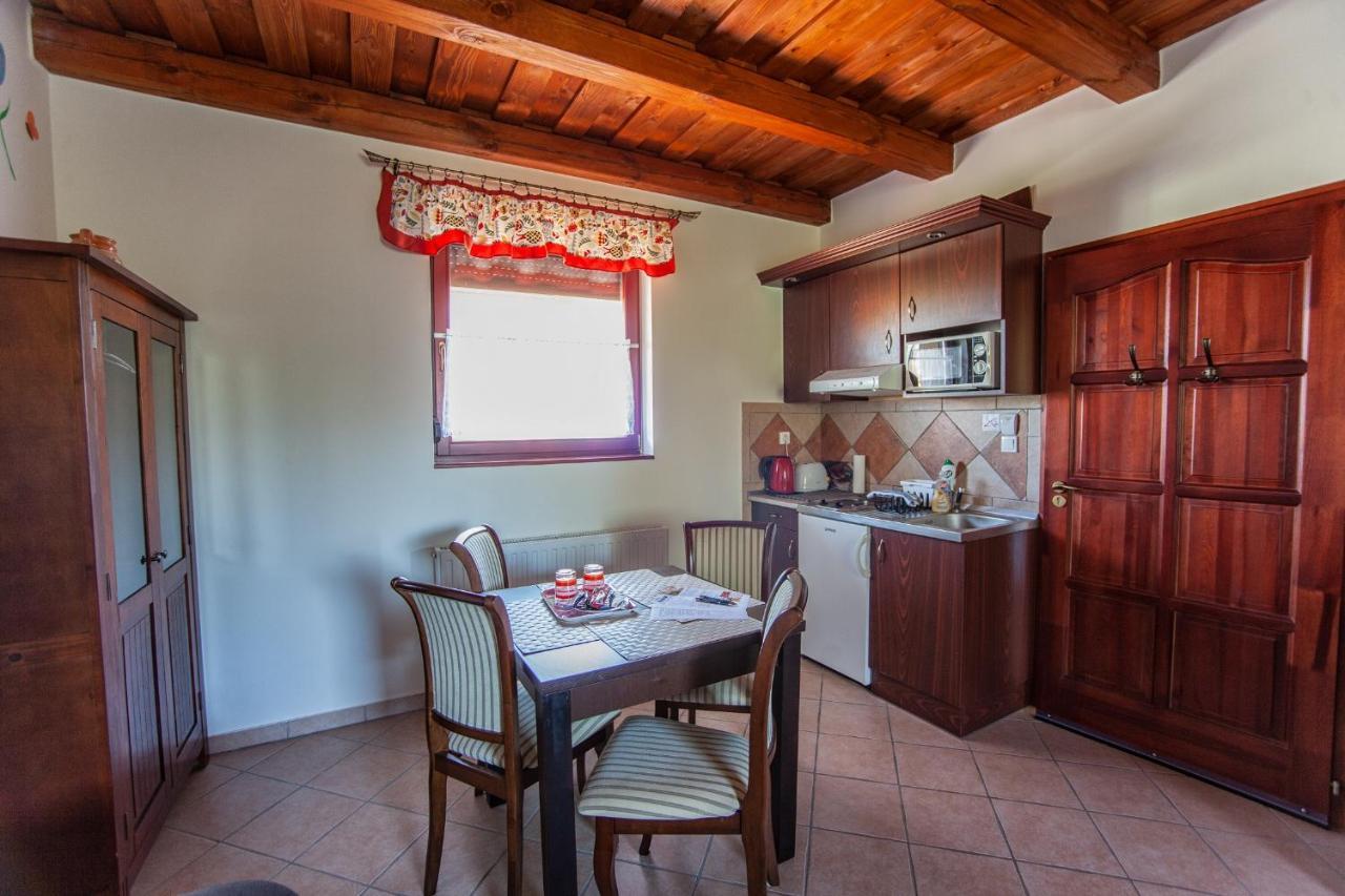 Cherry Apartmanhaz Sárvár Exterior foto